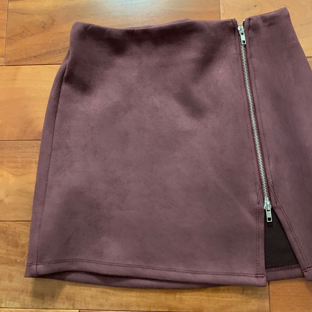 LF mini skirt - Picture 3 of 5